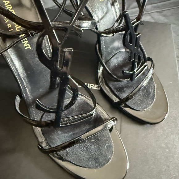 Saint Laurent Black Heels Timeless Elegance - Picture 4 of 10